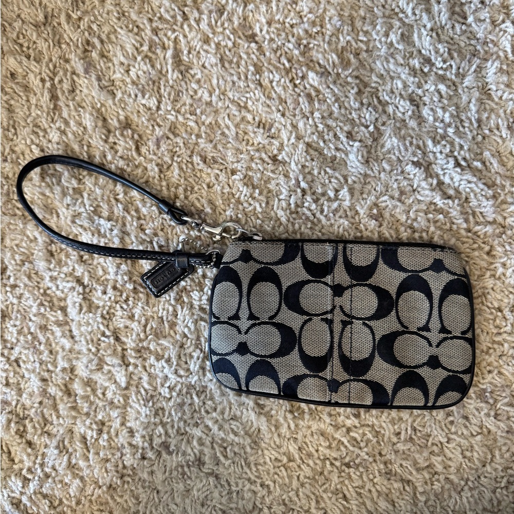 Coach Black and Cream Wristlet
